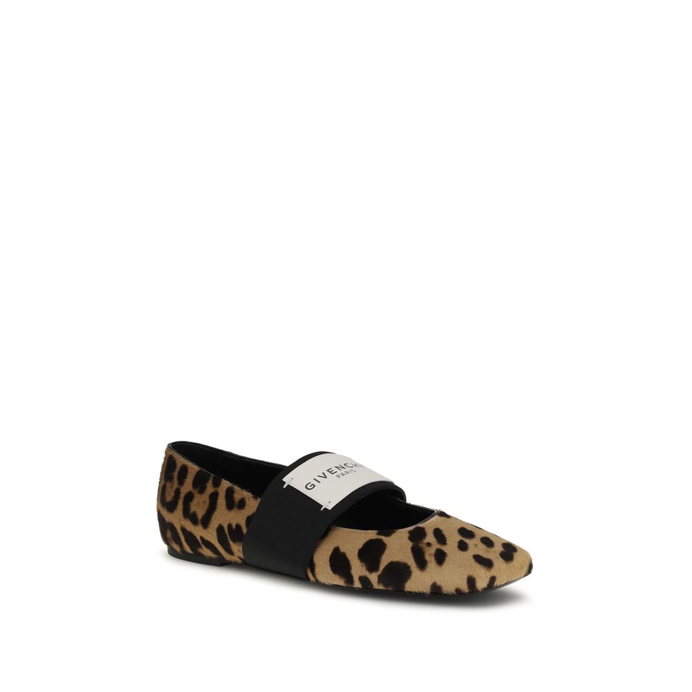 Givenchy Beige Calf Leather Bos Taurus Ballet Flats - immagine 2