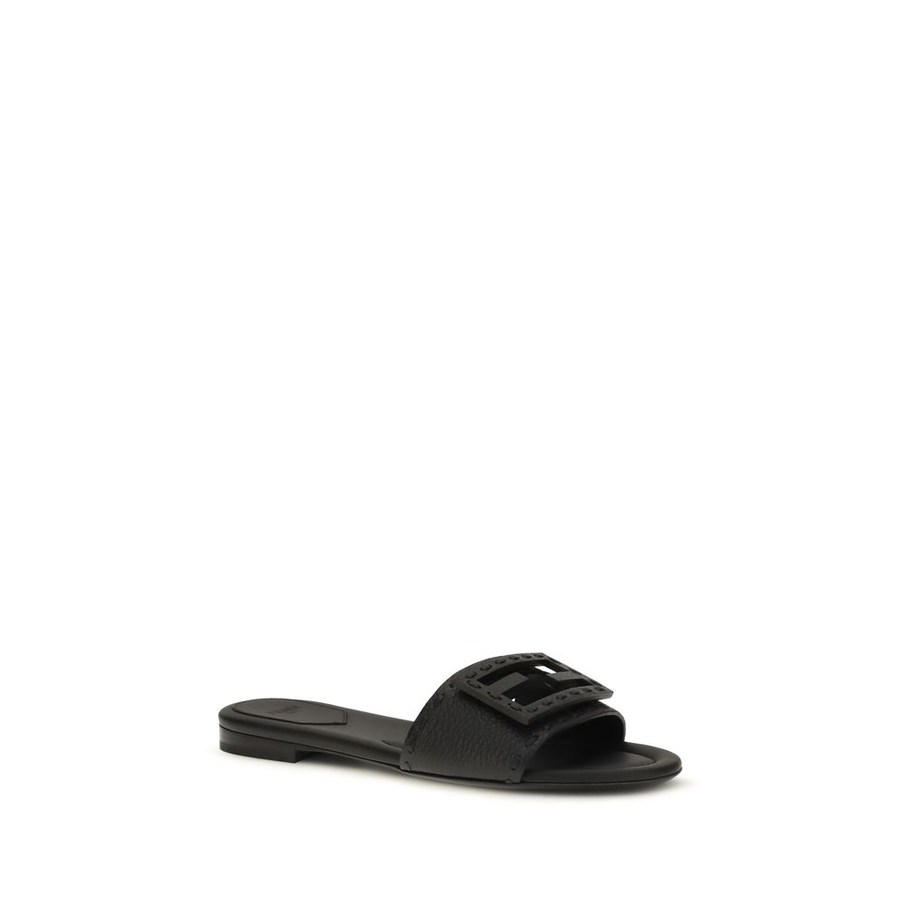 Fendi Black Calf Leather Bos Taurus Flat Sandals - immagine 2