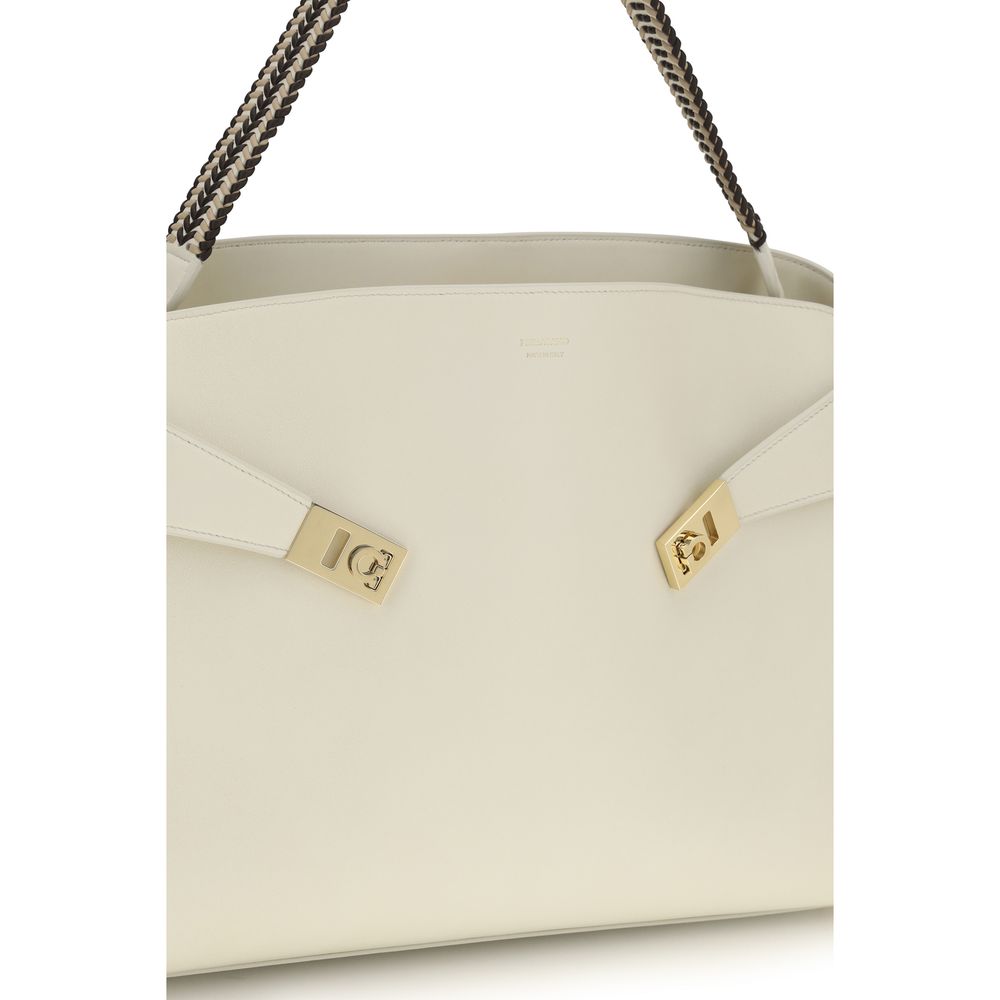 Ferragamo Beige Calf Leather Bos Taurus Shoulder Bag - immagine 4